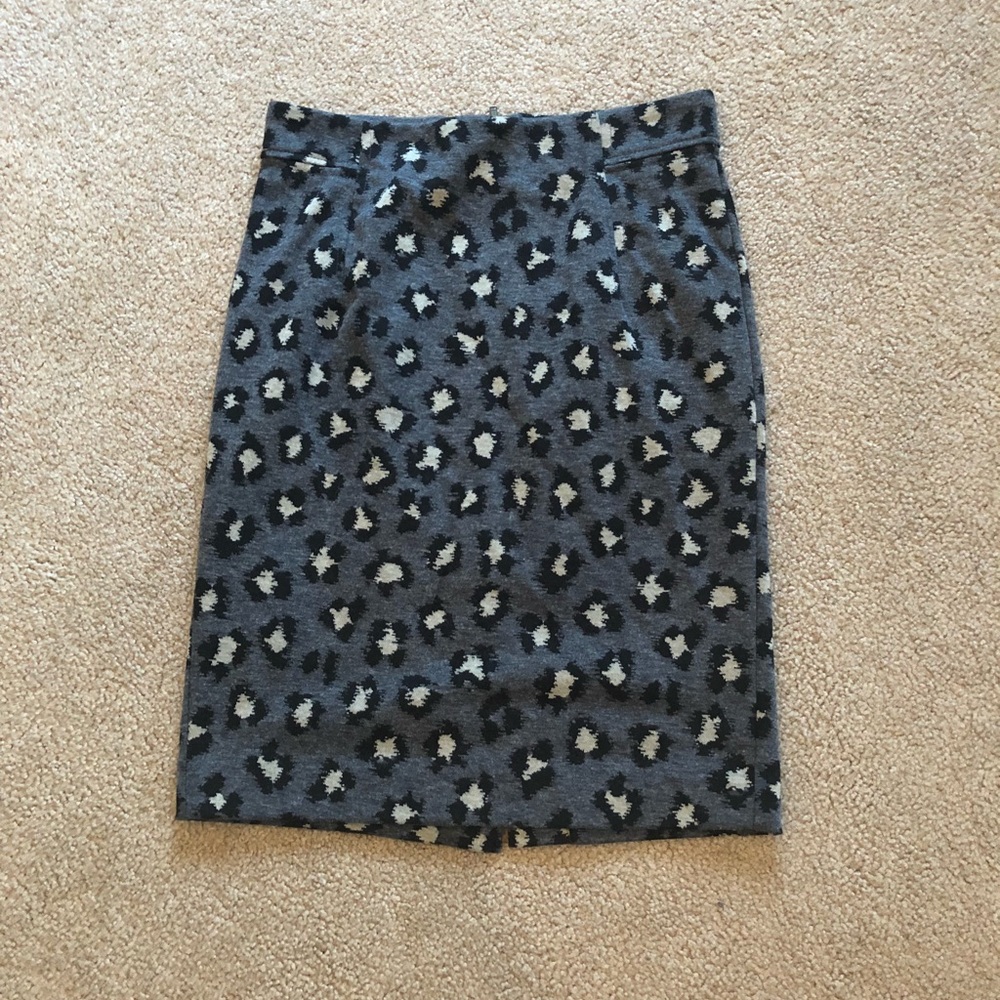 ANN TAYLOR LOFT- pencil skirt- S PETITE